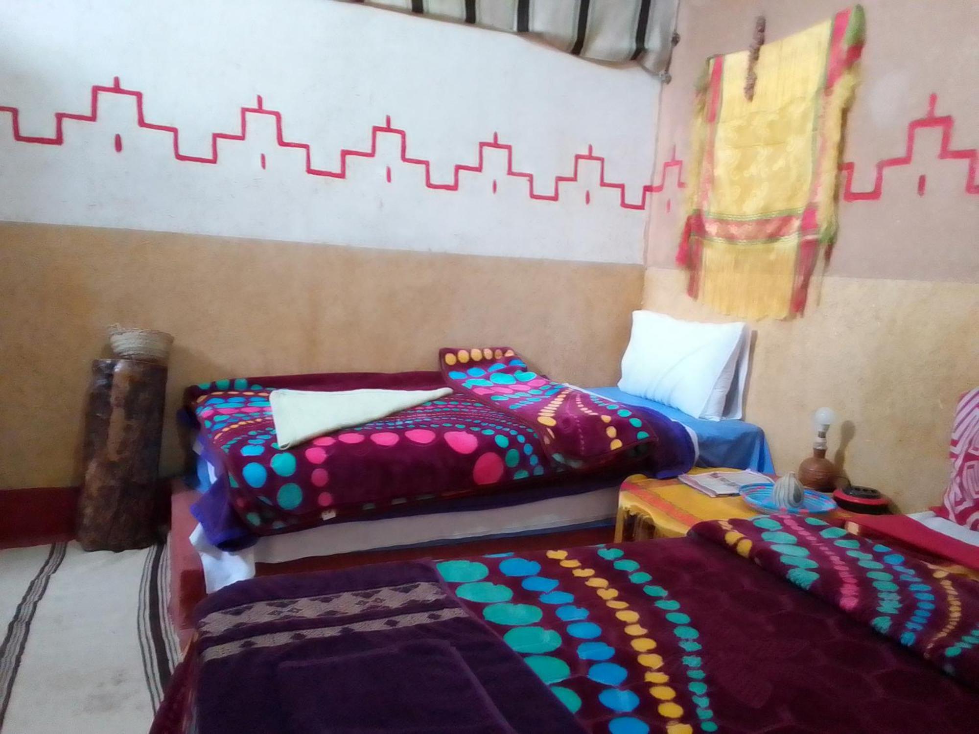 Hotel Restaurant Ait Saderat Boumalne Chambre photo